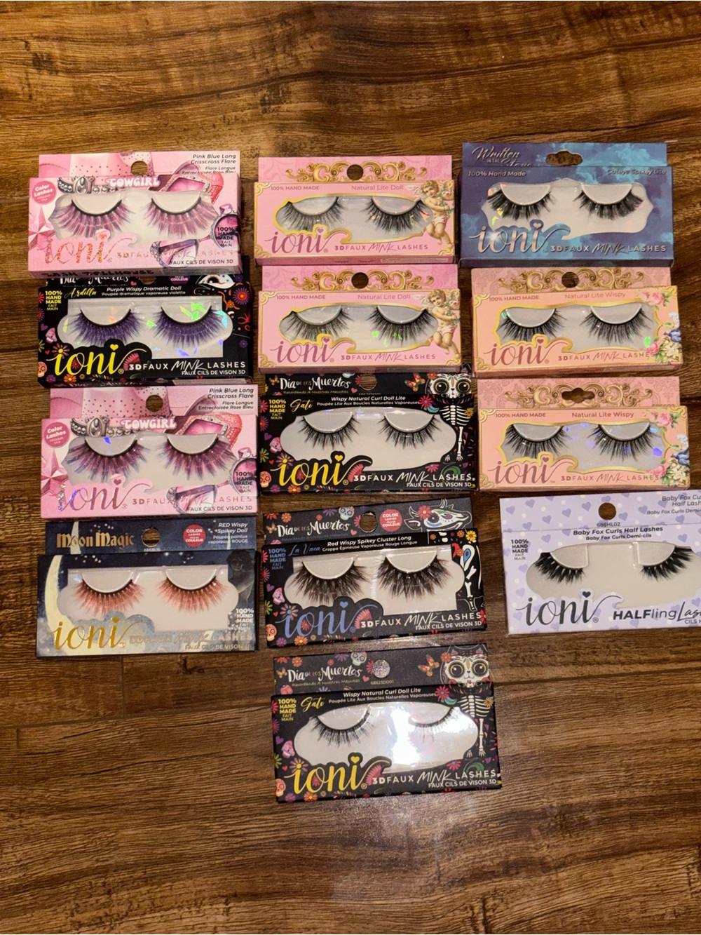 Ioni 3D Faux Mink Lashes - Assorted Black & Pink Styles